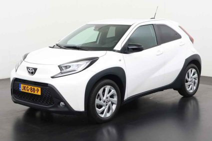 Toyota Aygo X 1.0 VVT-i MT Play