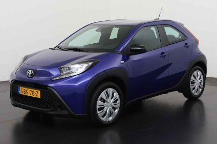 Toyota Aygo X 1.0 VVT-i MT Play