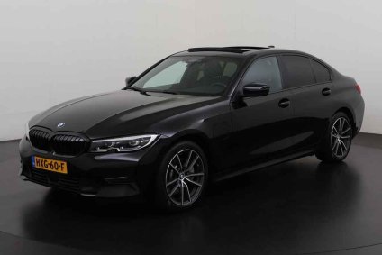 BMW 3 Serie 330e Sport Line