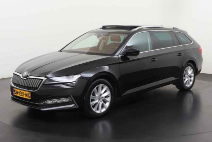 Skoda Superb Combi 1.4 TSI iV Style