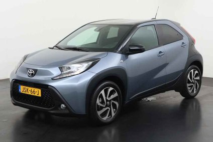 Toyota Aygo X 1.0 VVT-i MT Play