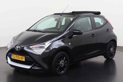 Toyota Aygo 1.0 VVT-i x-play Automaat