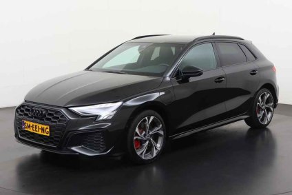 Audi A3 Sportback 45 TFSIe S edition Competition