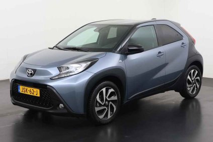Toyota Aygo X 1.0 VVT-i MT Play